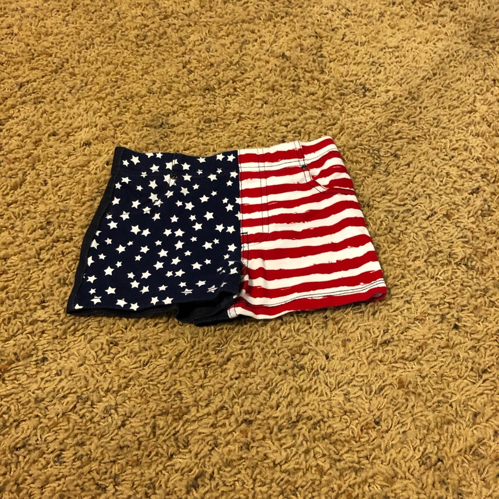 7 pairs size 5 shorts